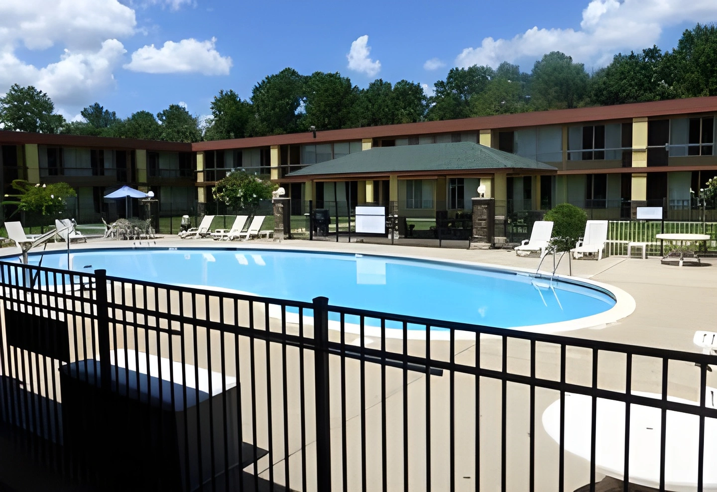 Hotel Red Roof Inn – Phenix